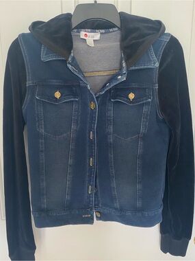 So Low Denim Jacket with Black velour Hood and Sleeves.
 M. Excellent condition